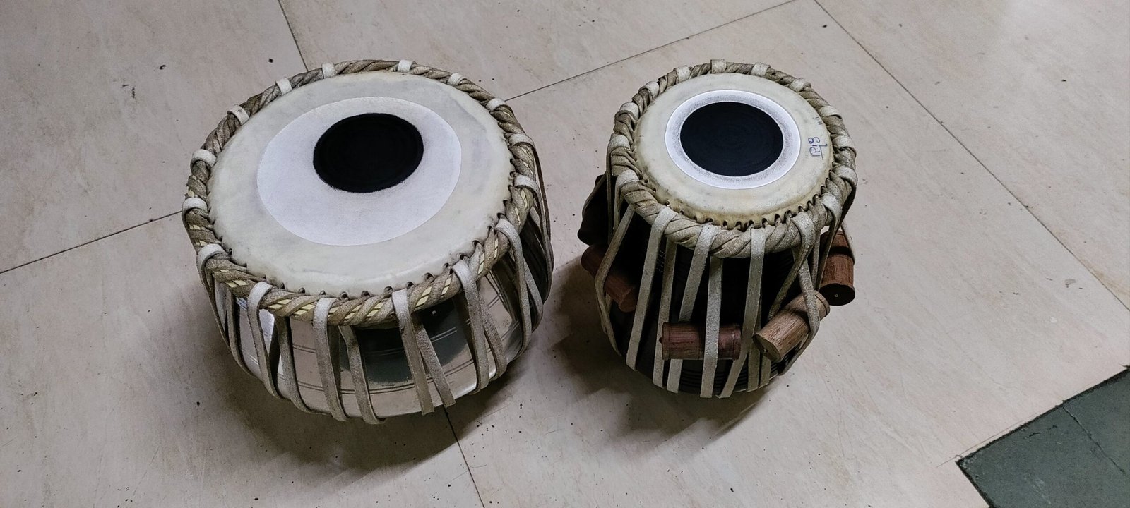 Tabla Dugga Small Size